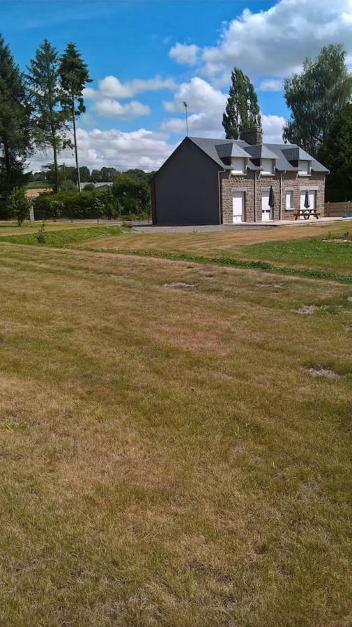 Villa Gite De La Hudardiere à Le Mesnil-Ozenne Extérieur photo